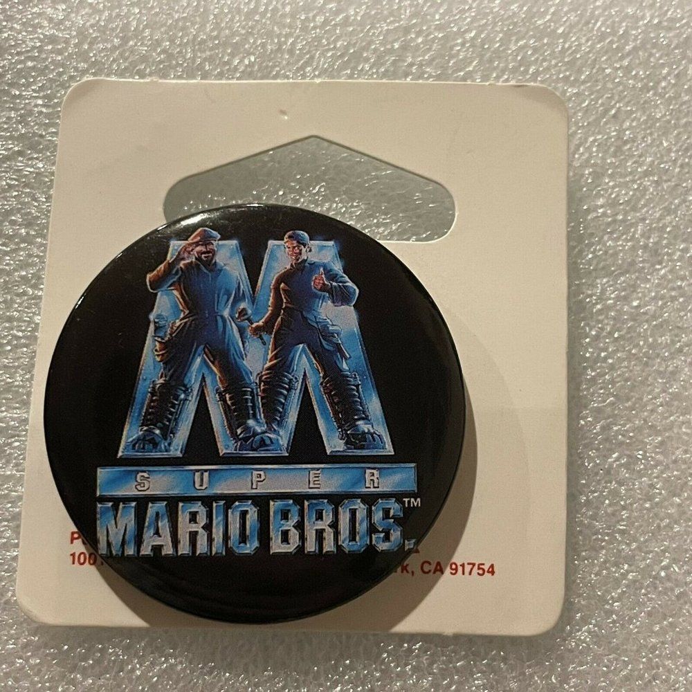 VTG Super Mario Brothers 1993 Movie Promo Button Pin Pinback John Leguizamo Logo